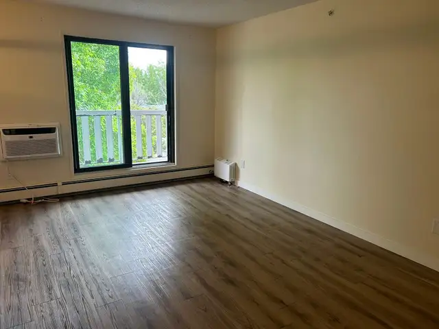 IN-SUITE WASHER & DRYER / ELEVATOR! in Long Term Rentals in Prince Albert - Image 6