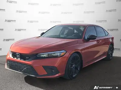 This Honda Civic Si Sedan has a powerful Intercooled Turbo Premium Unleaded I-4 1.5 L/91 engine powe...