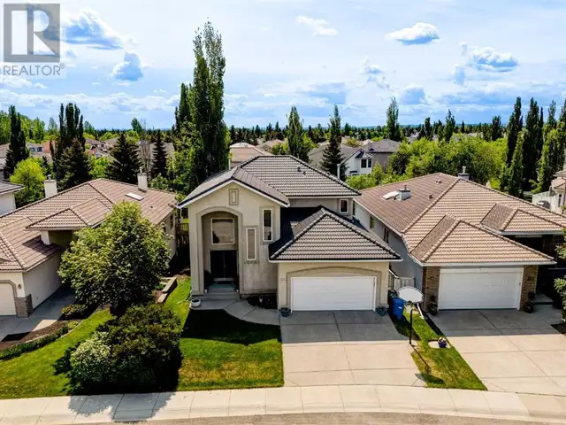 129 Woodpark Close SW Calgary, Alberta628657153747211215