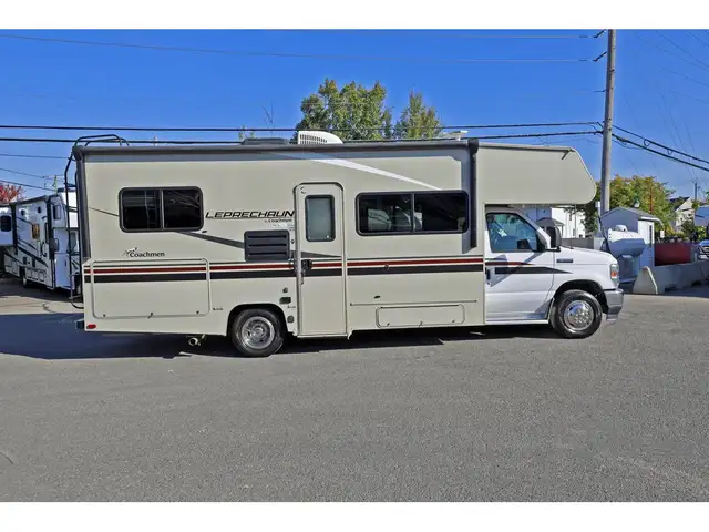 2022 Coachmen Leprechaun 230CB Classe C Compact + 6 Pneus neuf in RVs & Motorhomes in Laval / North Shore - Image 25