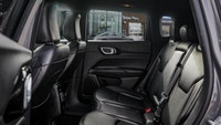 *Leather Seats, Heated Seats, Heated Steering Wheel, Apple CarPlay, Android Auto! * Elevate your dri... (image 9)
