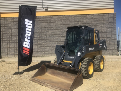 Hours: 2899 | Location: Red Deer, AB, CA | Buckets: 66 Bucket; Powertrain: 2 Speed; Attachments: Aux...