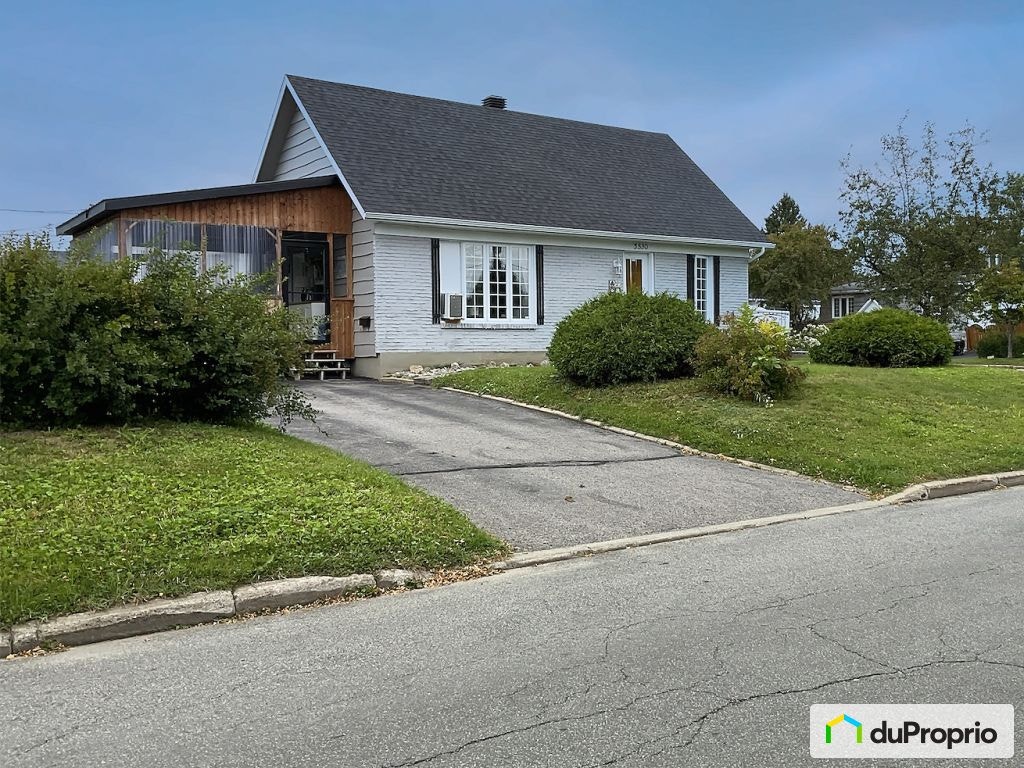 $479,500 - Bungalow for sale in Loretteville — photo 1