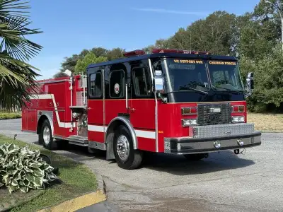 1992 Emergency One Typhoon Superior Fire Truck Diesel, 8.3L, 6 cylinder, 2 door, automatic, RWD, red...