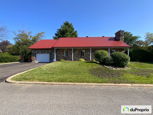 $729,000 - Bungalow for sale in Mercier — photo 1