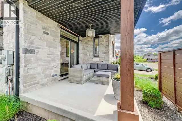 146 GREEN GATE Boulevard Cambridge, Ontario in Houses for Sale in Kitchener / Waterloo - Image 14