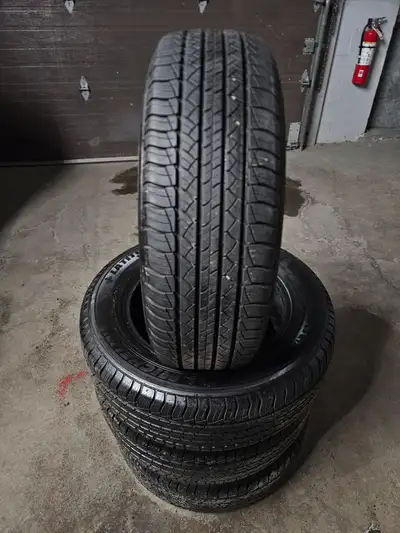 Very clean and nice set of Michelin Latitude Tour HP all season tires. 225/65/17 8/32nd tread remain...