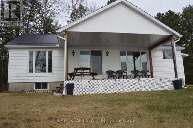146 CENTRE RD Hastings Highlands, Ontario in Houses for Sale in Peterborough - Image 2