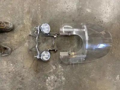 Windshield and lightbar, came off a 2008 Crossbones, will fit other Springers, in good condition, be...