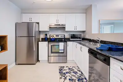 LIMITED TIME OFFER: Get 1 Month Free on Select Suites! With a wealth of neighbourhood conveniences,...