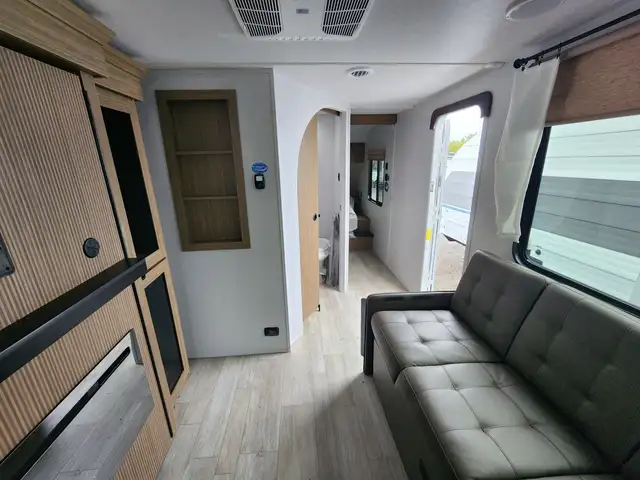 2025 Forest River Salem Cruise Lite 24VIEW in Travel Trailers & Campers in North Bay - Image 3