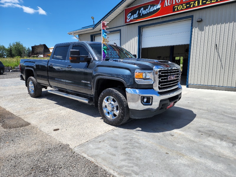 2018 GMC SIERRA 2500HD SLE CREW DURAMAX 8 ft BOX 4WD Cars & Trucks
