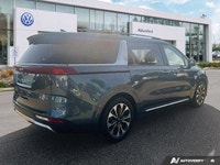 This Kia Carnival boasts a Regular Unleaded V-6 3.5 L/212 engine powering this Automatic transmissio... (image 4)