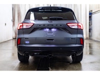 **ACCIDENT FREE - MECHANICALLY CERTIFIED** 82,262 KM This 2022 Ford Escape AWD SEL ST Appearance Pkg... (image 6)