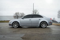 2007 Audi RS4 quattro delivers raw, naturally aspirated performance with precision engineering and e... (image 5)
