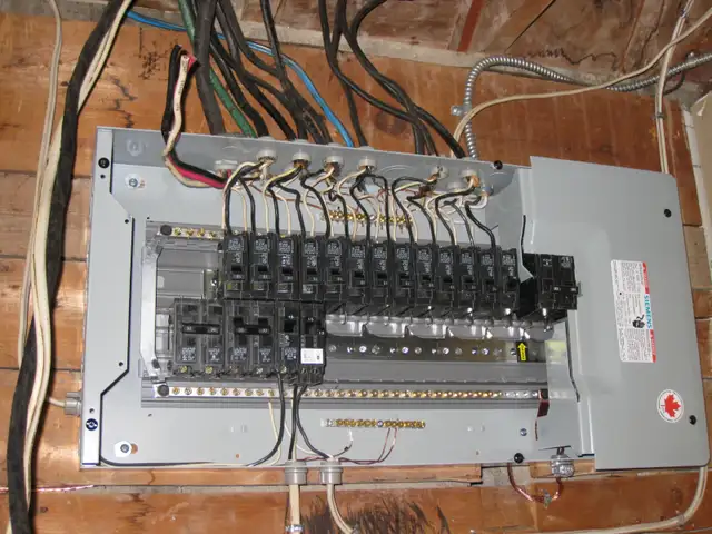 FARAD ELECTRIC INC. - Master Electrician 416-452-485163611991365889124