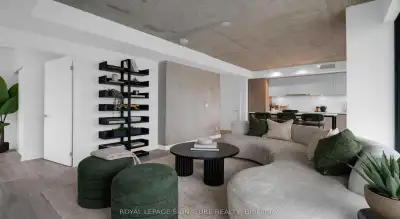 Price: $699,000 / $2,652/mo Mutual Attraction! Fall in love with Unit 3005 at 47 Mutual Sta stunning...