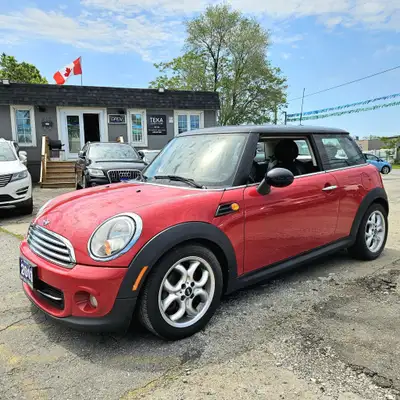 Excellent condition Clear Carfax record Vehicle Options Sunroof Alloy Wheels Leather Keyless Entry H...