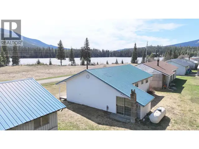 629 A ROAD Canim Lake, British Columbia in Houses for Sale in 100 Mile House - Image 16