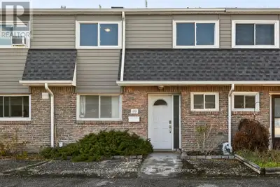 Perfect for first time buyers looking to get into the market or investors. Move right in and enjoy t...