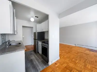BEDROOMS/BATHROOMS: - 1 Bedroom - 1 Bathroom (4pc) PRICING: - $1750 per month UTILITIES: - Hydro Ext...