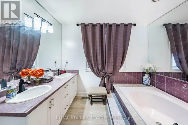 40 OAKDALE ROAD Vaughan (Maple), Ontario in Houses for Sale in Markham / York Region - Image 36