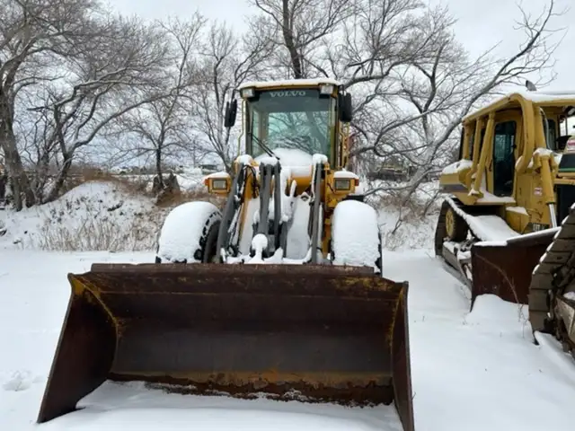 2000 VOLVO L70D WHEEL LOADER in Heavy Equipment in Regina - Image 15