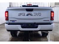 **ONE OWNER - ACCIDENT FREE** ORIGINAL FACTORY PRICE $98,555 178 KM This 2025 Ram 2500 4x4 Crew Cab... (image 6)