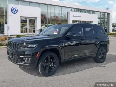 Only 4,418 Miles! This Jeep Grand Cherokee delivers a Regular Unleaded V-6 3.6 L/220 engine powering...