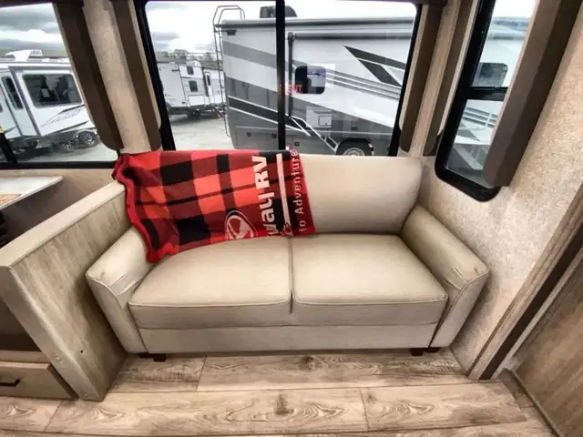 2025 EAST TO WEST Alta 3150KBH in Travel Trailers & Campers in Bedford - Image 38