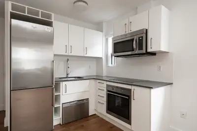 renovated one bedroom, Church and Wellesley - ID 500