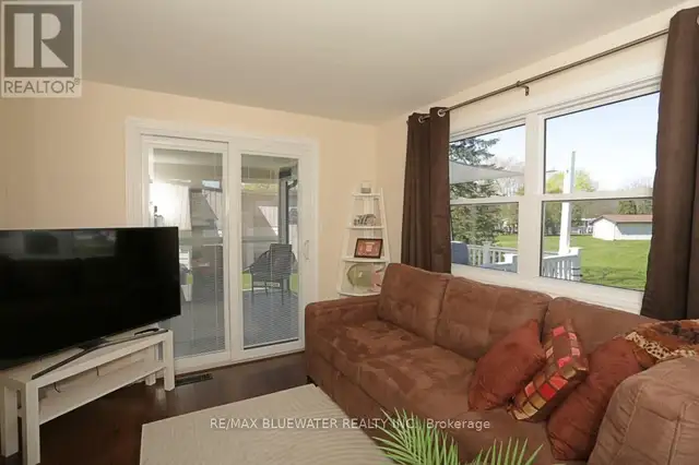 314 WYLDWOOD LANE S South Huron (Stephen), Ontario in Houses for Sale in Grand Bend - Image 22