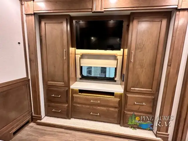 2022 Entegra Coach Aspire 44W 450 h.p. Diesel 11 K Miles in RVs & Motorhomes in Moncton - Image 48