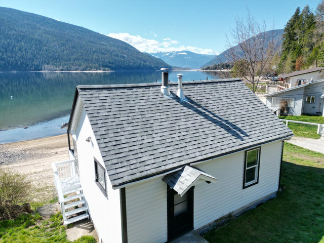 3230 HIGHWAY 3A Nelson, British Columbia in Houses for Sale in Nelson