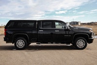 ENGINE DURAMAX 6.6L TURBO-DIESEL V8 B20-DIESEL COMPATIBLE (445 hp [332 kW] @ 2800 rpm 910 lb-ft of t... (image 4)