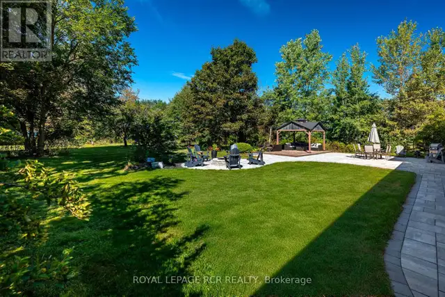 2534 SUNNIDALE ROAD Springwater, Ontario in Houses for Sale in Barrie - Image 36