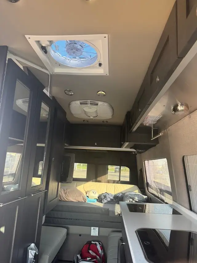 2021 Roadtrek SS Agile in RVs & Motorhomes in Edmonton - Image 4