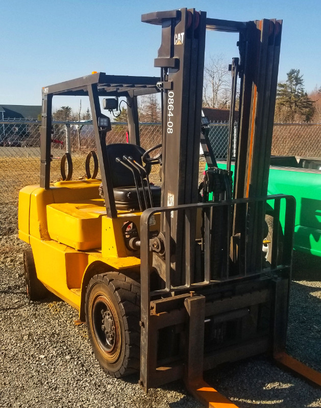 Caterpillar GP40KL1 Pneumatic Tire Forklift - *LPG* in Other in Bedford