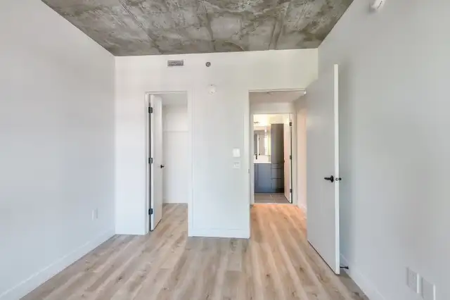 4.5-Condo appartement 2cc 1sdb à louer PSC-Erin in Long Term Rentals in City of Montréal - Image 13