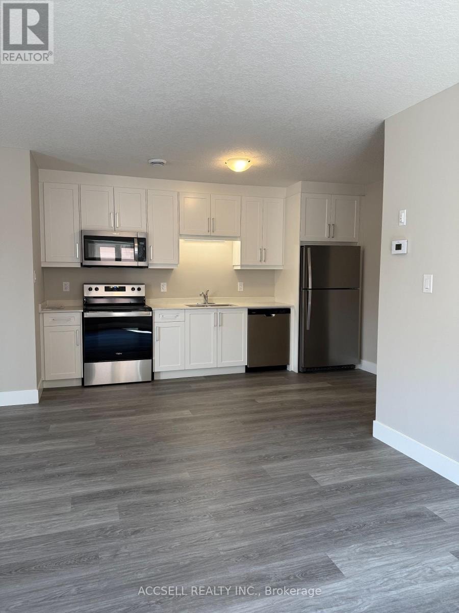 25 ALEXANDRIA AVENUE St. Thomas, Ontario 4
