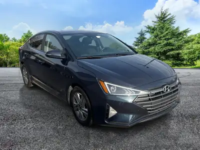 2020 HYUNDAI Elantra 2020 Hyundai Elantra | Auto | Toit Ouvrant | $74 par semaines | Camera | Mags |...