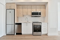 For a limited time only, enjoy 1 month of free rent!* *Select suites. Some conditions apply. Prices... (image 1)