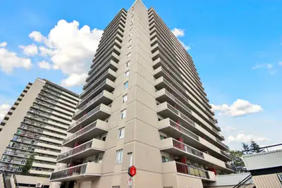 For Rent – 2 Bedroom Condo at Chateau Vanier Address: Unit 1206 – 158B McArthur Avenue, Ottawa Avail...