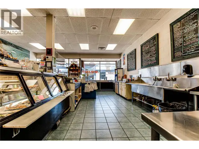 3408 31 Avenue Vernon, British Columbia in Commercial & Office Space for Sale in Vernon - Image 11