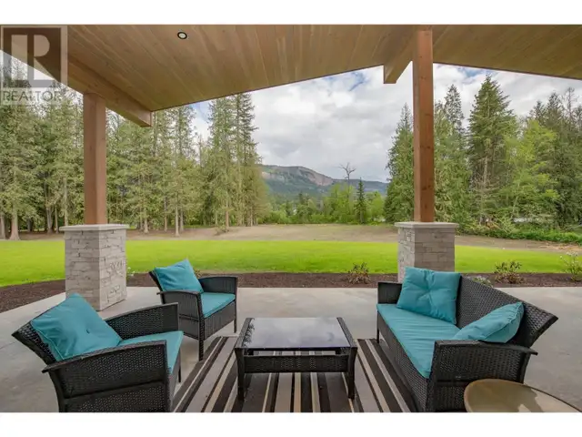 50 Foxwood Road Grindrod, British Columbia in Houses for Sale in Vernon - Image 8