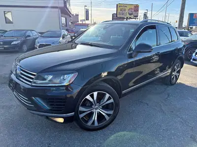 2017 Volkswagen Touareg Wolfsburg Edition Black on Black Super clean SUV inside and out, well mainta...