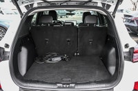 Véhicule vendu avec un rapport d'inspection certifié, un rapport CARFAX, un lavage complet incluant... (image 9)