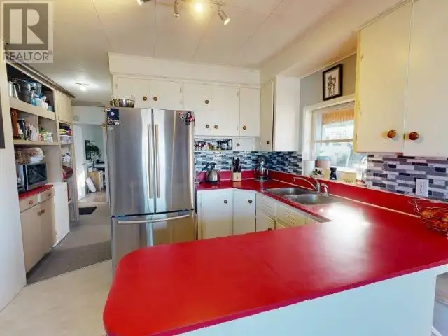 4692 HARWOOD AVE Powell River, British Columbia62867602911489121