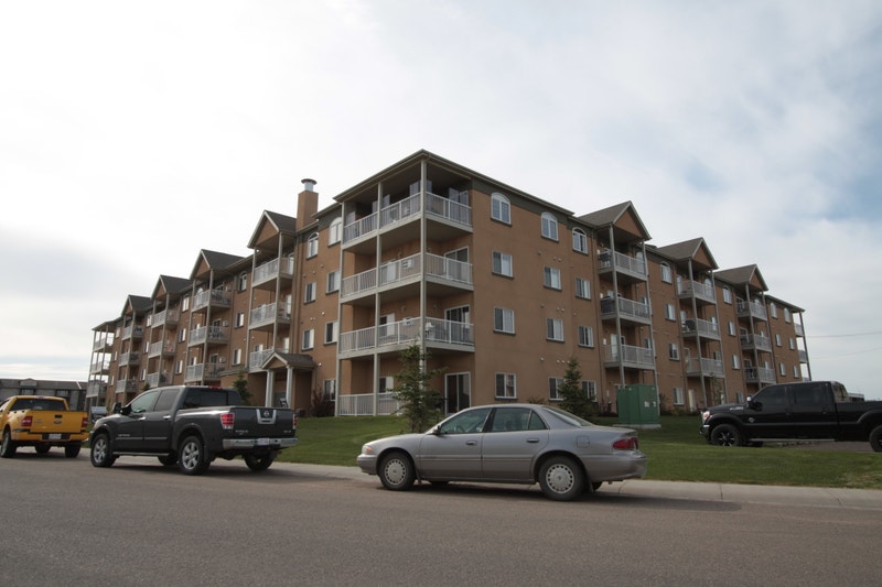 Fully Furnished Condo with Underground Parking Move in Ready! Short