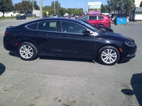 2016 Chrysler 200 175000 KM Price $8499 ON or QC Safety Included Warranty Included Carfax Included A... (image 7)